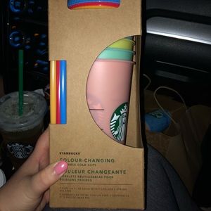 Color Changing Starbucks Cups ***cold***